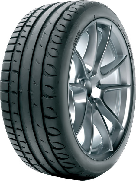 Taurus Ultra High Performance 215/60R17 96H