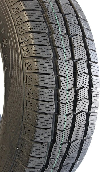HABILEAD AW11 195R15C 106/104T