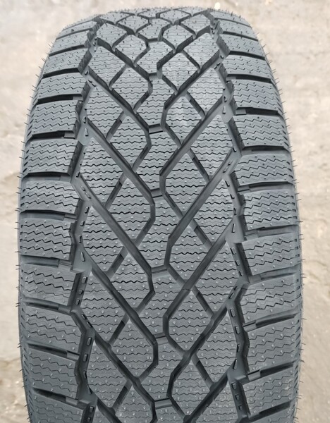 LingLong NORDMASTER 275/35R20 102T