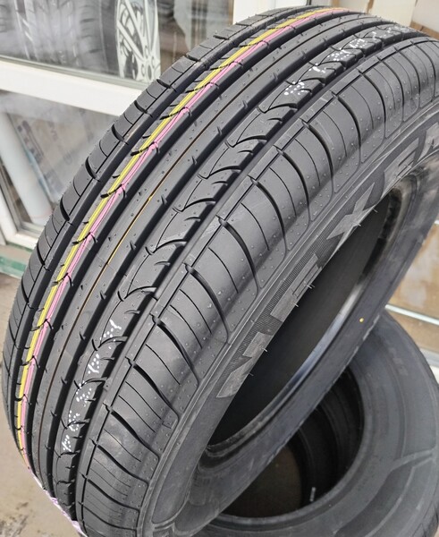 Nexen N'Priz RH1 215/65R16 98H