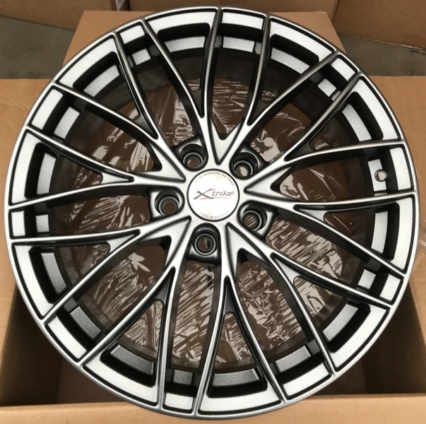 X'trike X-130 18x7.5 5x114.3 DIA 67.1 ET 35 HSB